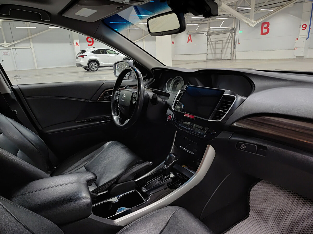 Купить Honda Accord IX Рестайлинг, 2016, 177 215 км, фото №11