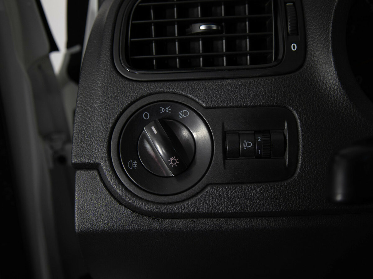 Купить Volkswagen Polo V, 2014, 189 769 км, фото №9