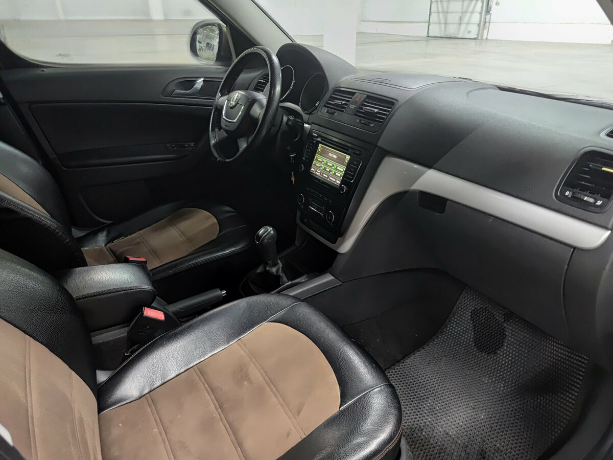 Купить Skoda Yeti I, 2012, 228 335 км, фото №11