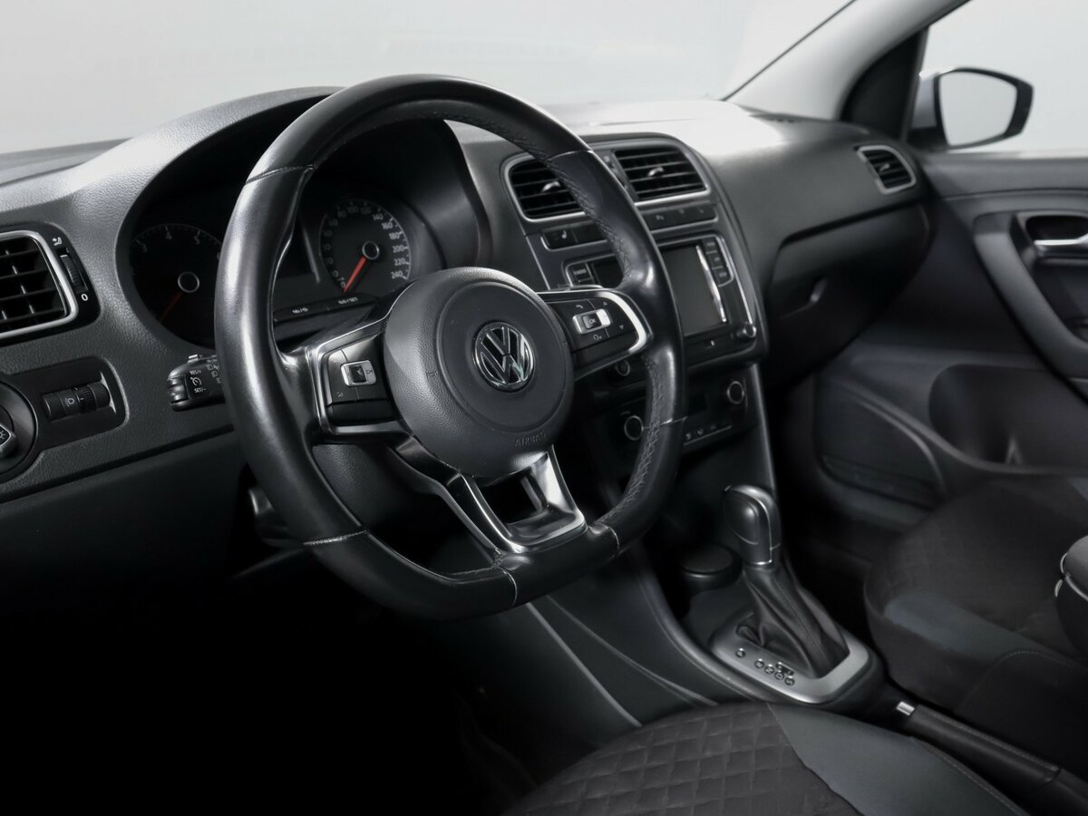 Купить Volkswagen Polo V Рестайлинг, 2019, 35 558 км, фото №12