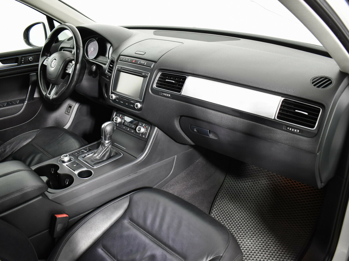Купить Volkswagen Touareg II Рестайлинг, 2015, 217 188 км, фото №12