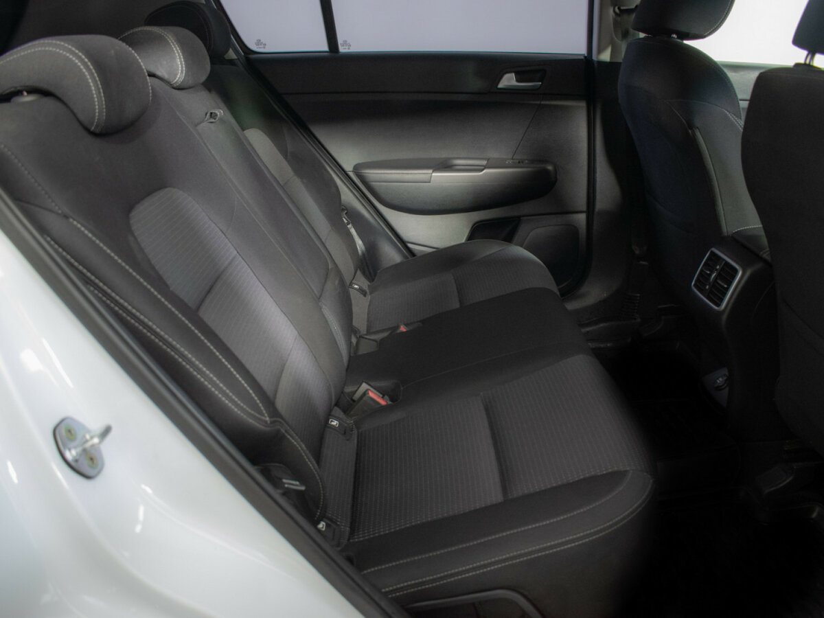 Купить Kia Sportage IV Рестайлинг, 2021, 38 300 км, фото №10