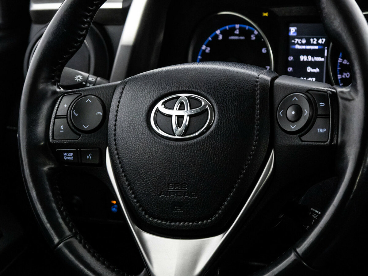 Купить Toyota RAV4 IV (XA40) Рестайлинг, 2018, 207 449 км, фото №9